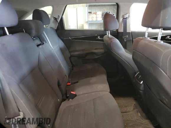 2018 Kia Sorento LX with VIN 5XYPG4A59JG393567, listed as a Copart auction lot 71414115 with 110,719 mi miles and Salvage title. Bid and sale history available at DreamBid. Image 11.