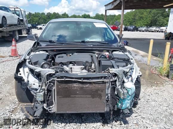 2020 Chevrolet Malibu LS with VIN 1G1ZC5ST5LF013646, listed as a IAAI auction lot 42982843 with 114,439 mi miles and . Bid and sale history available at DreamBid. Image 12.