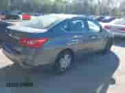 2019 Nissan Sentra SR z VIN 3N1AB7AP9KY376372, wystawiony jako IAAI lot #43520500 z przebiegiem 140 293 mil mil oraz . Historia ofert i sprzedaży dostępna na DreamBid. Obrazek 4.