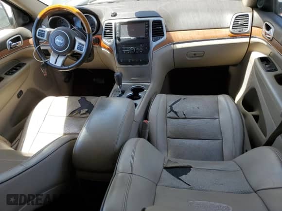 2011 Jeep Grand Cherokee Overland with VIN 1J4RS6GG7BC569267, listed as a Copart auction lot 64296195 with 182,996 mi miles and Clean title. Bid and sale history available at DreamBid. Image 8.