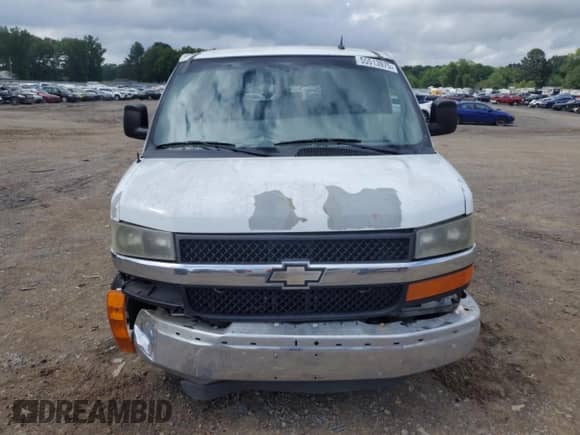 2012 Chevrolet Express Passenger 1LT с VIN 1GAZG1FGXC1175473, выставлен на аукционе Copart как лот 55513975 с пробегом 204 038 миль миль и Списание • Salvage title. История ставок и продаж доступна на DreamBid. Изображение 5.
