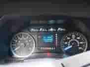 2018 Ford F-150 XL z VIN 1FTEW1EB1JKE15855, wystawiony jako IAAI lot #41496390 z przebiegiem 83 213 mil mil oraz . Historia ofert i sprzedaży dostępna na DreamBid. Obrazek 7.