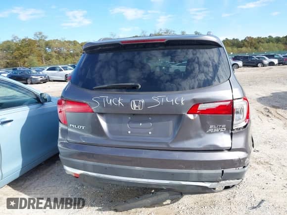 2018 Honda Pilot Elite z VIN 5FNYF6H06JB025867, wystawiony jako IAAI lot #43524597 z przebiegiem 94 479 mil mil oraz . Historia ofert i sprzedaży dostępna na DreamBid. Obrazek 16.