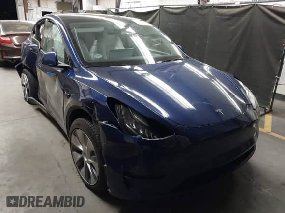 2023 Tesla Model Y Long Range с VIN 7SAYGDEE1PF592002, выставлен на аукционе IAAI как лот 43035517 с пробегом Не указан миль и . История ставок и продаж доступна на DreamBid. Изображение 1.