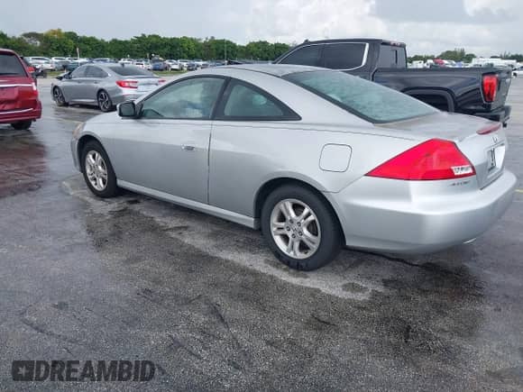 2006 Honda Accord LX with VIN 1HGCM72396A023508, listed as a IAAI auction lot 43419760 with 180,181 mi miles and . Bid and sale history available at DreamBid. Image 3.