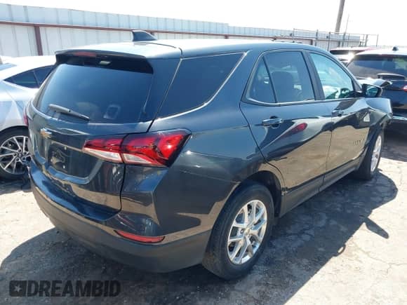 2022 Chevrolet Equinox LS z VIN 3GNAXHEVXNS207151, wystawiony jako IAAI lot #43161533 z przebiegiem 44 199 mil mil oraz . Historia ofert i sprzedaży dostępna na DreamBid. Obrazek 4.