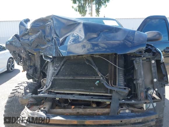 2007 Chevrolet Tahoe LTZ с VIN 1GNFC13017R428126, выставлен на аукционе IAAI как лот 43237559 с пробегом 205 005 миль миль и . История ставок и продаж доступна на DreamBid. Изображение 10.