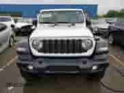 2025 Jeep Wrangler Sport S с VIN 1C4PJXDN4SW513097, выставлен на аукционе Copart как лот 68533335 с пробегом 7 276 миль миль и Списание • Salvage title. История ставок и продаж доступна на DreamBid. Изображение 5.