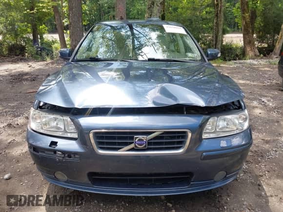 2009 Volvo S60 2.5T with VIN YV1RS592692723625, listed as a IAAI auction lot 42630155 with 81,603 mi miles and . Bid and sale history available at DreamBid. Image 6.