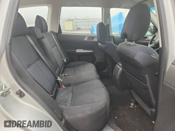 2011 Subaru Forester X z VIN JF2SHBBC9BG723345, wystawiony jako Copart lot #81730085 z przebiegiem 173 477 mil mil oraz Szkoda całkowita • Salvage title. Historia ofert i sprzedaży dostępna na DreamBid. Obrazek 11.