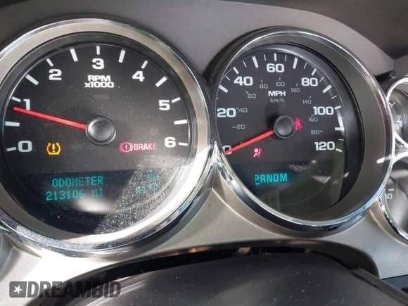 2012 Chevrolet Silverado 1500 LT с VIN 1GCPKSE77CF184557, выставлен на аукционе IAAI как лот 41479752 с пробегом 213 106 миль миль и . История ставок и продаж доступна на DreamBid. Изображение 7.