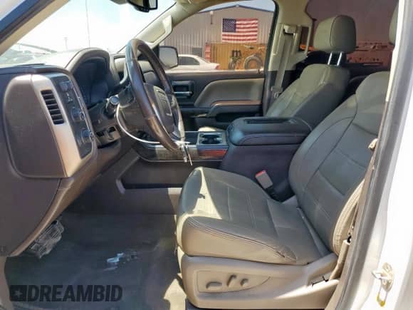 2016 GMC Sierra 1500 Denali z VIN 3GTU2PEJ1GG371793, wystawiony jako Copart lot #67460875 z przebiegiem 231 730 mil mil oraz Czysty tytuł • Clean title. Historia ofert i sprzedaży dostępna na DreamBid. Obrazek 7.