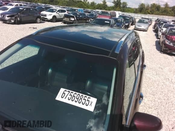 2018 Kia Sorento SX z VIN 5XYPKDA58JG430770, wystawiony jako Copart lot #67569855 z przebiegiem 193 741 mil mil oraz Czysty tytuł • Clean title. Historia ofert i sprzedaży dostępna na DreamBid. Obrazek 13.