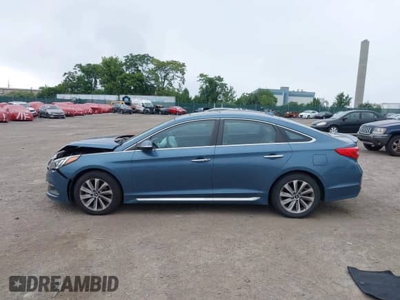 2016 Hyundai Sonata Limited с VIN 5NPE34AF3GH433056, выставлен на аукционе IAAI как лот 42970721 с пробегом 80 082 миль миль и . История ставок и продаж доступна на DreamBid. Изображение 14.