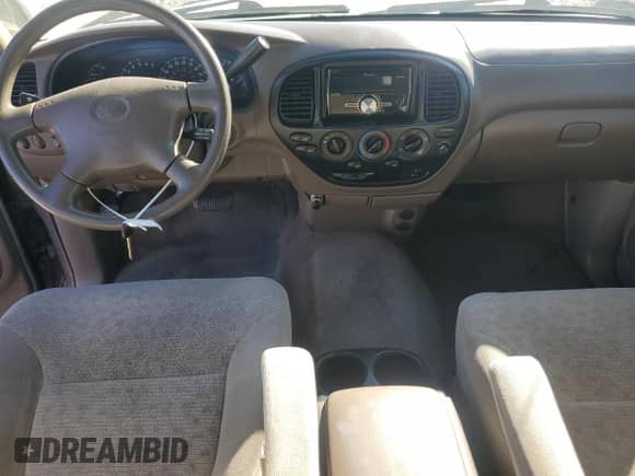 2001 Toyota Tundra Limited z VIN 5TBBT48171S151882, wystawiony jako Copart lot #81711565 z przebiegiem 248 944 mil mil oraz Szkoda całkowita • Salvage title. Historia ofert i sprzedaży dostępna na DreamBid. Obrazek 8.