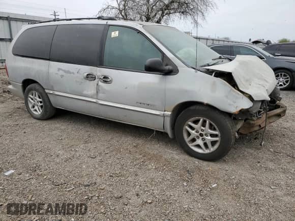 2000 Dodge Caravan SE z VIN 1B4GP44L8YB797889, wystawiony jako Copart lot #45571635 z przebiegiem 264 827 mil mil oraz Nie do naprawy • Non repairable. Historia ofert i sprzedaży dostępna na DreamBid. Obrazek 4.