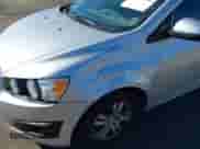 2013 Chevrolet Sonic LT с VIN 1G1JC5SH1D4248485, выставлен на аукционе IAAI как лот 43433094 с пробегом Не указан миль и . История ставок и продаж доступна на DreamBid. Изображение 6.