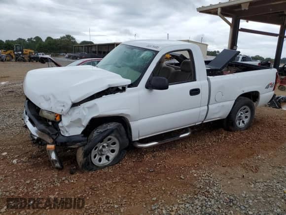 2006 Chevrolet Silverado 1500 Work Truck с VIN 3GCEK14V96G249249, выставлен на аукционе Copart как лот 68479495 с пробегом Не указан миль и Списание • Salvage title. История ставок и продаж доступна на DreamBid. Изображение 1.