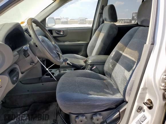 2004 Hyundai Santa Fe с VIN KM8SB12B34U625669, выставлен на аукционе Copart как лот 80537915 с пробегом 193 154 миль миль и Чистый • Clean title. История ставок и продаж доступна на DreamBid. Изображение 7.