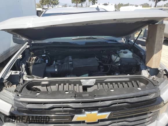 2025 Chevrolet Silverado 2500 с VIN 2GC4KME74S1148409, выставлен на аукционе Copart как лот 69282705 с пробегом 7 666 миль миль и Списание • Salvage title. История ставок и продаж доступна на DreamBid. Изображение 11.