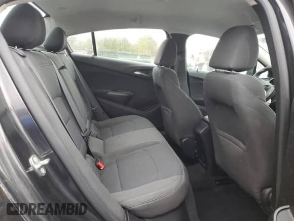 2017 Chevrolet Cruze LT z VIN 1G1BE5SM4H7119513, wystawiony jako Copart lot #85364385 z przebiegiem 84 931 mil mil oraz Czysty tytuł • Clean title. Historia ofert i sprzedaży dostępna na DreamBid. Obrazek 10.