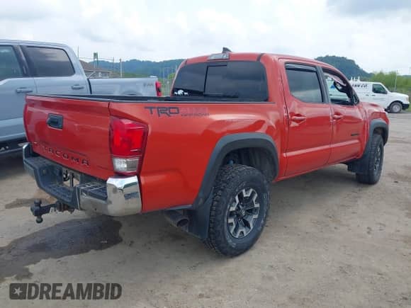 2017 Toyota Tacoma SR5 with VIN 3TMCZ5AN3HM115839, listed as a IAAI auction lot 42834889 with 100,600 mi miles and . Bid and sale history available at DreamBid. Image 4.