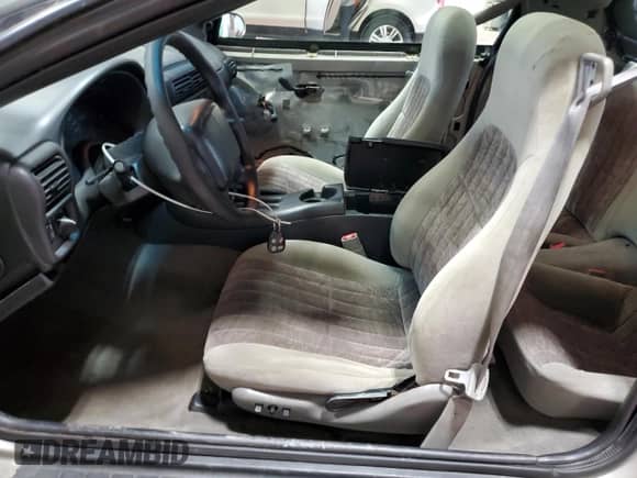 2001 Chevrolet Camaro with VIN 2G1FP22K812100842, listed as a Copart auction lot 79681984 with 139,424 mi miles and Clean title. Bid and sale history available at DreamBid. Image 7.