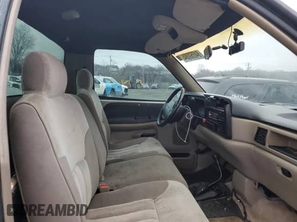 1994 Dodge 1500 z VIN 1B7HF16Z8RS570956, wystawiony jako Copart lot #84050084 z przebiegiem 173 089 mil mil oraz Czysty tytuł • Clean title. Historia ofert i sprzedaży dostępna na DreamBid. Obrazek 10.