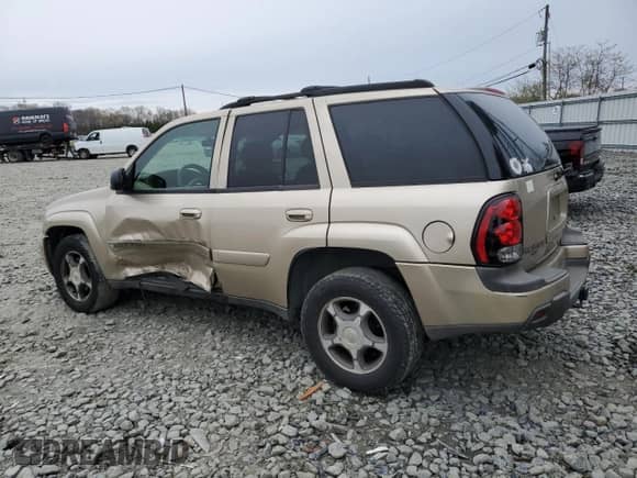 2004 Chevrolet TrailBlazer LT с VIN 1GNDT13S042186040, выставлен на аукционе Copart как лот 52505275 с пробегом 170 097 миль миль и Списание • Salvage title. История ставок и продаж доступна на DreamBid. Изображение 2.