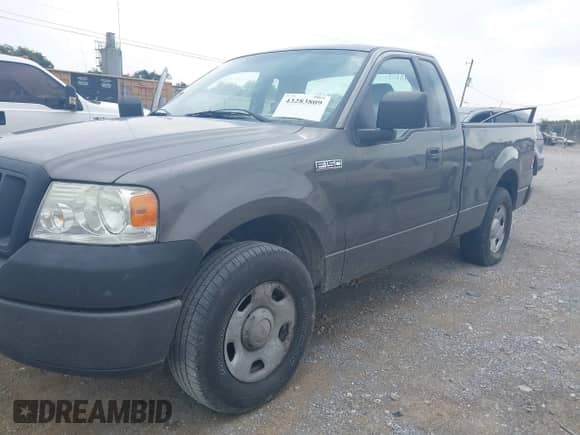 2008 Ford F-150 XL with VIN 1FTRF12218KB20030, listed as a IAAI auction lot 43283809 with 239,672 mi miles and . Bid and sale history available at DreamBid. Image 2.