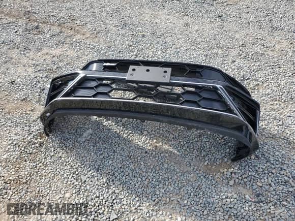 2024 Hyundai Elantra N Line z VIN KMHLR4DF6RU725936, wystawiony jako Copart lot #81719005 z przebiegiem 8 226 mil mil oraz Szkoda całkowita • Salvage title. Historia ofert i sprzedaży dostępna na DreamBid. Obrazek 12.