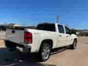 2013 GMC Sierra 1500 SLE with VIN 3GTP2VE25DG329407, listed as a Copart auction lot 50257245 with 267,220 mi miles and Clean title. Bid and sale history available at DreamBid. Image 4.