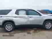 2021 Chevrolet Traverse LS z VIN 1GNERFKW1MJ254095, wystawiony jako IAAI lot #42336687 z przebiegiem Nie podano mil oraz . Historia ofert i sprzedaży dostępna na DreamBid. Obrazek 13.