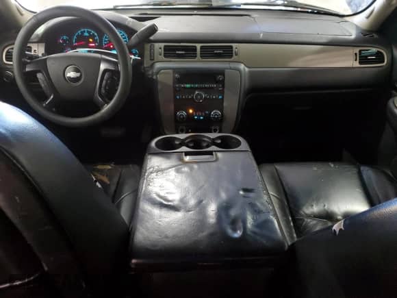 2009 Chevrolet Tahoe LS z VIN 1GNFC13C09R276501, wystawiony jako Copart lot #51229125 z przebiegiem 243 198 mil mil oraz Szkoda całkowita • Salvage title. Historia ofert i sprzedaży dostępna na DreamBid. Obrazek 8.