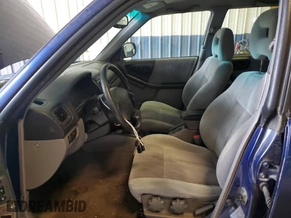 2001 Subaru Forester S with VIN JF1SF65501H761683, listed as a Copart auction lot 69635725 with 207,855 mi miles and Clean title. Bid and sale history available at DreamBid. Image 7.