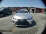 2022 Lexus IS 300 z VIN JTHAA1D26N5119540, wystawiony jako Copart lot #64757845 z przebiegiem 49 182 mil mil oraz Szkoda całkowita • Salvage title. Historia ofert i sprzedaży dostępna na DreamBid. Obrazek 14.