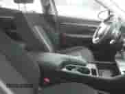 2025 Hyundai Sonata SEL z VIN KMHL64JA4SA485620, wystawiony jako IAAI lot #43387929 z przebiegiem 14 958 mil mil oraz . Historia ofert i sprzedaży dostępna na DreamBid. Obrazek 5.