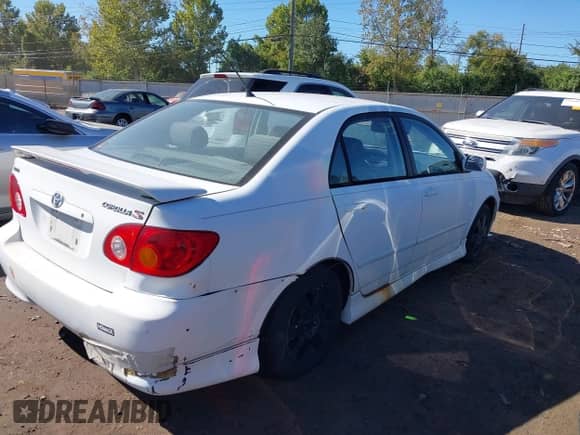 2003 Toyota Corolla CE с VIN 1NXBR32E83Z132554, выставлен на аукционе IAAI как лот 43381594 с пробегом 292 698 миль миль и . История ставок и продаж доступна на DreamBid. Изображение 4.