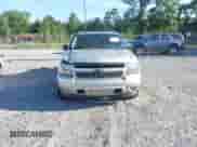 2009 Chevrolet Avalanche LTZ z VIN 3GNFK32039G227959, wystawiony jako IAAI lot #42612043 z przebiegiem 130 016 mil mil oraz . Historia ofert i sprzedaży dostępna na DreamBid. Obrazek 12.