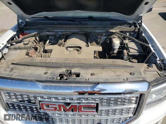 2016 GMC Sierra 1500 Denali z VIN 3GTU2PEJ2GG371785, wystawiony jako Copart lot #81668355 z przebiegiem 82 938 mil mil oraz Szkoda całkowita • Salvage title. Historia ofert i sprzedaży dostępna na DreamBid. Obrazek 11.