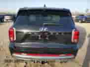 2024 Hyundai Palisade Calligraphy z VIN KM8R74GEXRU761969, wystawiony jako Copart lot #41876915 z przebiegiem 5 796 mil mil oraz Szkoda całkowita • Salvage title. Historia ofert i sprzedaży dostępna na DreamBid. Obrazek 6.
