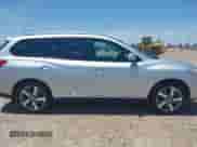 2014 Nissan Pathfinder SV z VIN 5N1AR2MM2EC600717, wystawiony jako IAAI lot #42335010 z przebiegiem 116 887 mil mil oraz . Historia ofert i sprzedaży dostępna na DreamBid. Obrazek 14.