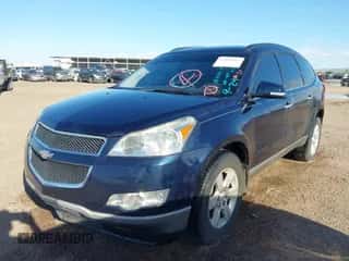 2012 Chevrolet Traverse 1LT z VIN 1GNKVGED3CJ183124, wystawiony jako IAAI lot #43307424 z przebiegiem 14 640 mil mil oraz . Historia ofert i sprzedaży dostępna na DreamBid. Obrazek 2.