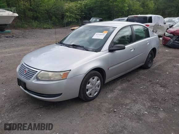 2007 Saturn ION ION 2 with VIN 1G8AZ55F07Z208254, listed as a IAAI auction lot 42116010 with 234,645 mi miles and . Bid and sale history available at DreamBid. Image 2.