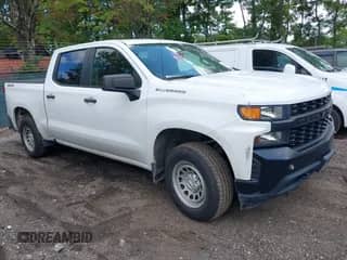 2021 Chevrolet Silverado 1500 Work Truck z VIN 1GCUYAEF1MZ383851, wystawiony jako IAAI lot #43361420 z przebiegiem 103 495 mil mil oraz . Historia ofert i sprzedaży dostępna na DreamBid. Obrazek 1.