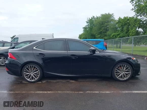 2014 Lexus IS 250 z VIN JTHCF1D26E5011784, wystawiony jako IAAI lot #42760783 z przebiegiem 138 199 mil mil oraz . Historia ofert i sprzedaży dostępna na DreamBid. Obrazek 13.