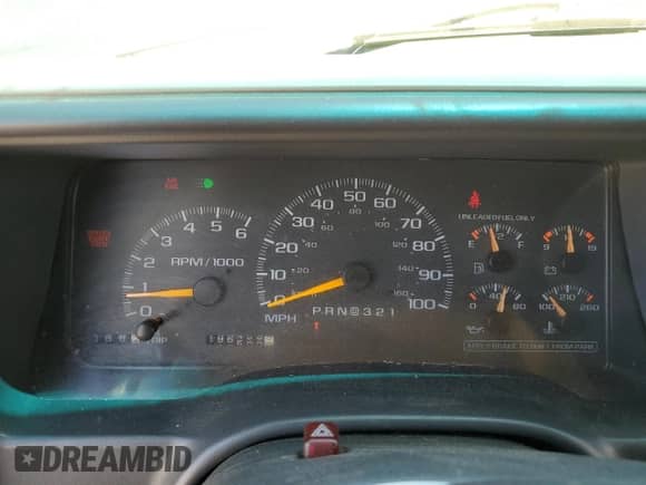 1998 Chevrolet Silverado 1500 z VIN 2GCEK19R0W1158312, wystawiony jako Copart lot #68561985 z przebiegiem 196 500 mil mil oraz Szkoda całkowita • Salvage title. Historia ofert i sprzedaży dostępna na DreamBid. Obrazek 9.