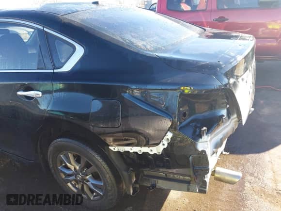 2015 Nissan Altima S z VIN 1N4AL3APXFC584168, wystawiony jako IAAI lot #41209058 z przebiegiem 115 267 mil mil oraz . Historia ofert i sprzedaży dostępna na DreamBid. Obrazek 17.