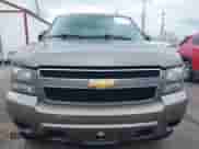 2014 Chevrolet Tahoe LS с VIN 1GNSKAE00ER164649, выставлен на аукционе IAAI как лот 42311719 с пробегом 204 275 миль миль и . История ставок и продаж доступна на DreamBid. Изображение 12.