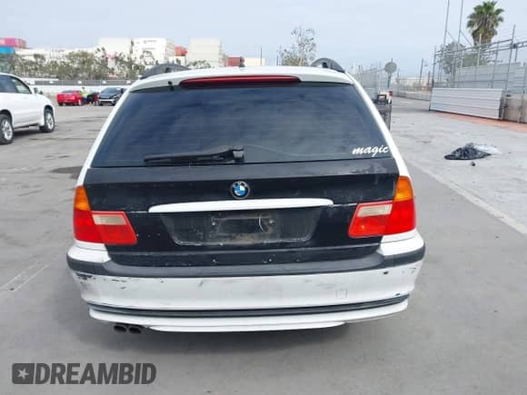 2004 BMW 3 Series 325i с VIN WBAEN33414PC12863, выставлен на аукционе IAAI как лот 43325667 с пробегом 101 779 миль миль и . История ставок и продаж доступна на DreamBid. Изображение 16.